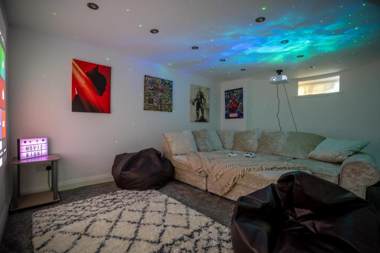 Cavendish Cat And Gaming House Apartment Blackpool Bagian luar foto