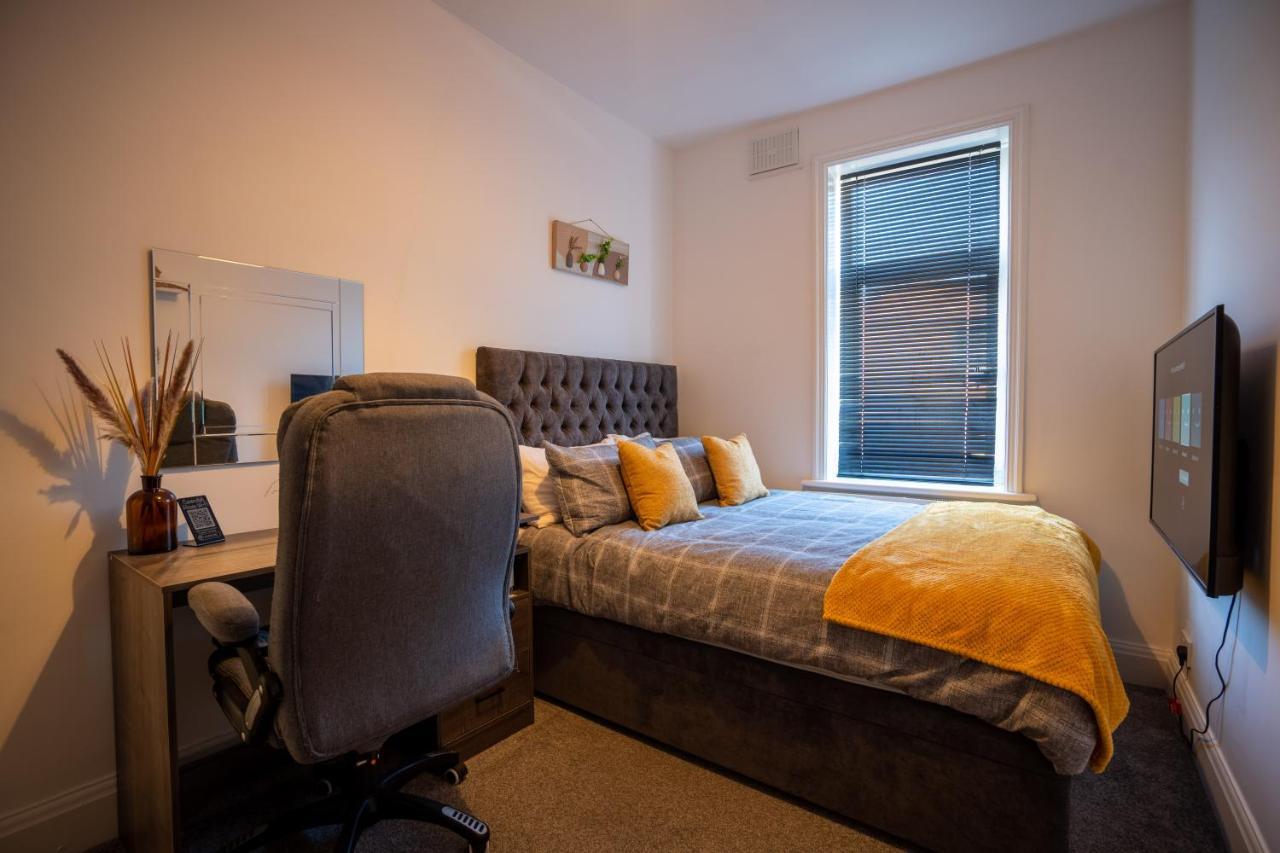Cavendish Cat And Gaming House Apartment Blackpool Bagian luar foto